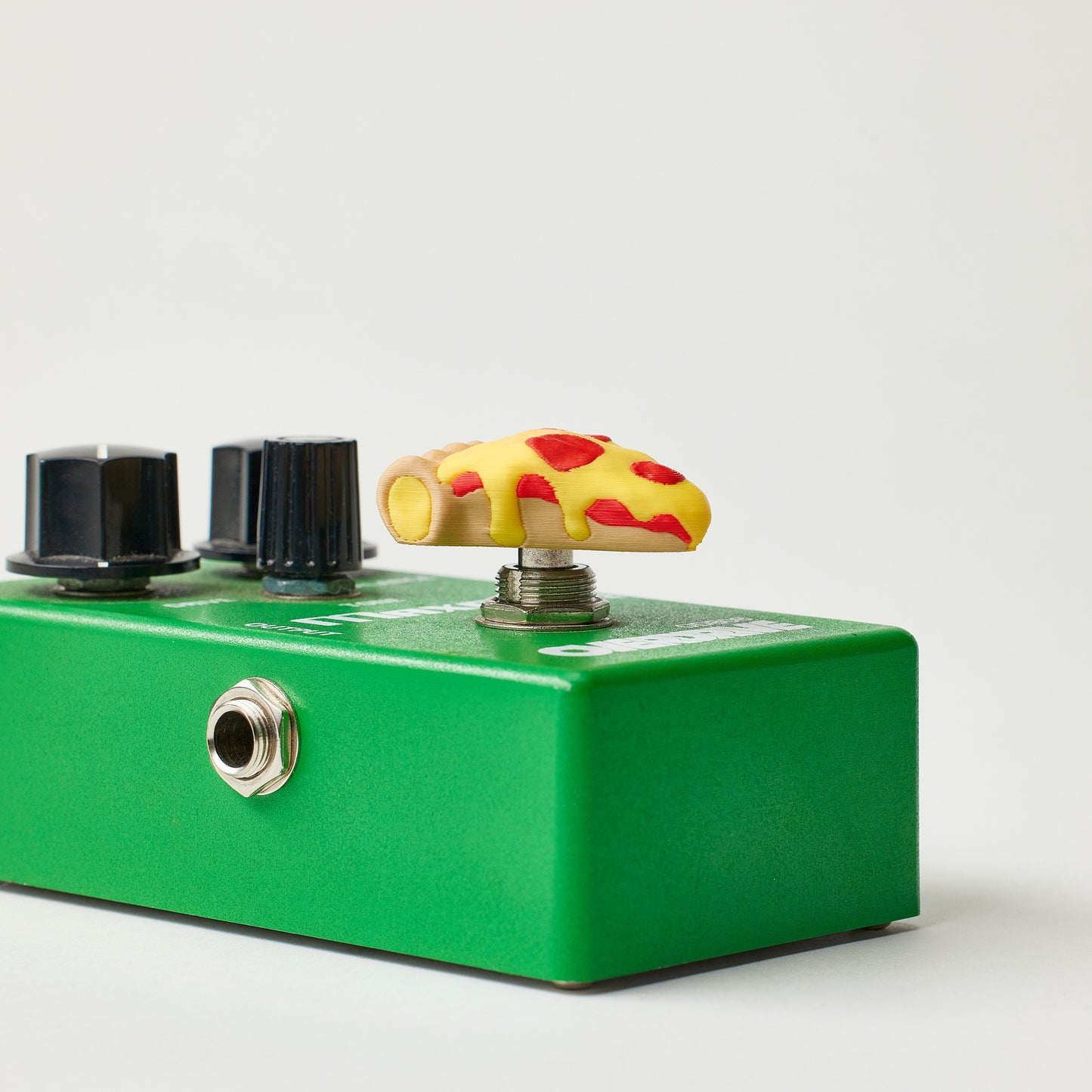 Pizza effects pedal switch button