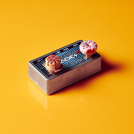 Pancake Topper footswitch cap with chocolate sauce and screw fit system, Electro Harmonix Blade+ pedal also styled with a Donut Topper on the secondary switch