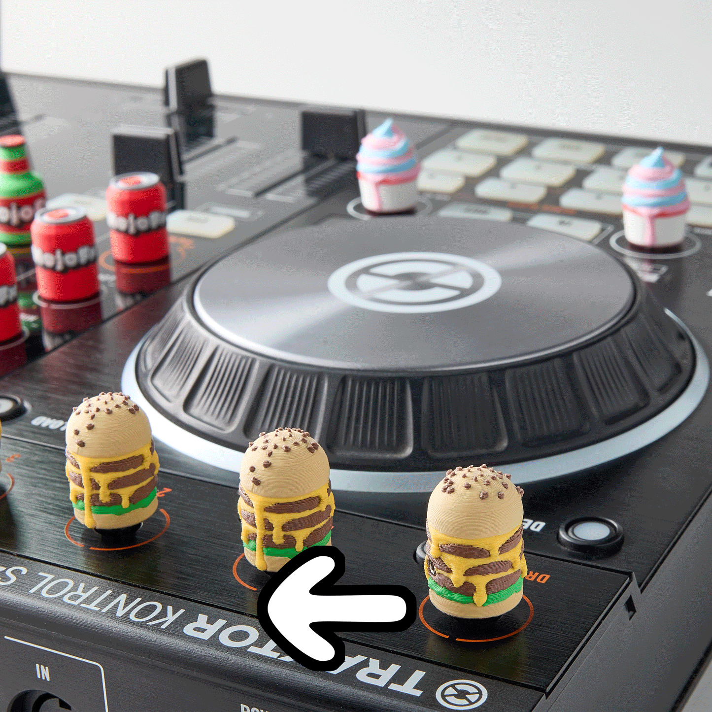 Burger Knob Cap — twist and turning pointer animation of custom cheese burger Munchies knob cap on a Traktor Kontrol S4 DJ controller